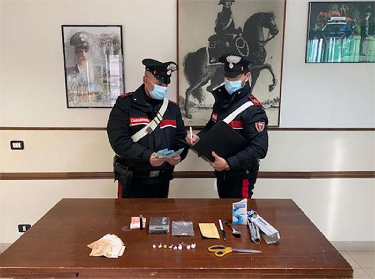 25enne di Terracina arrestato dai Carabinieri per droga: addosso aveva cocaina ed oltre mille euro in contanti. - 