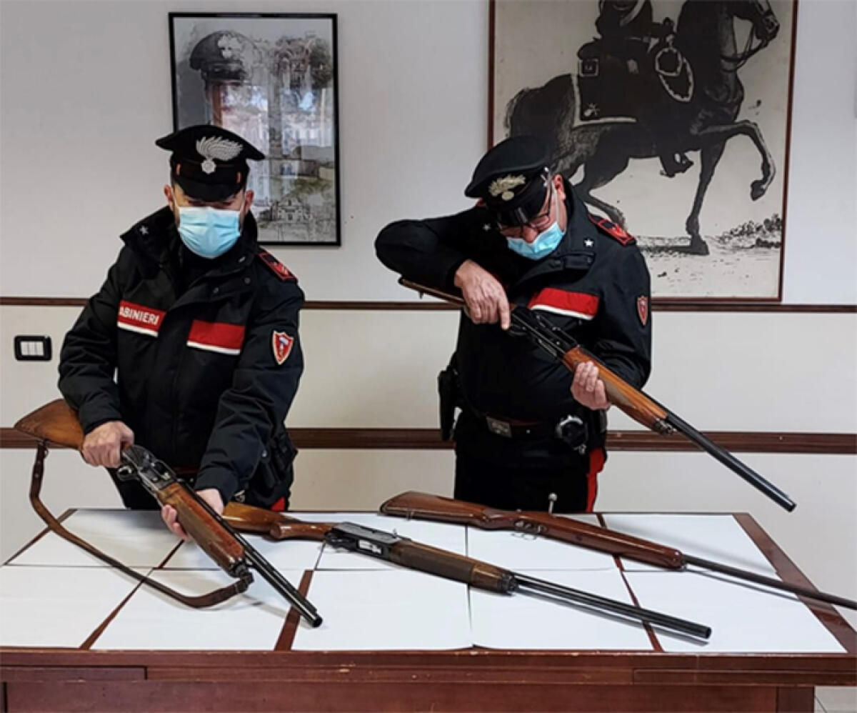 Tampona l’auto al rivale in amore, poi gliela distrugge con una spranga di ferro e lo aggredisce. E’ successo a Terracina. - 