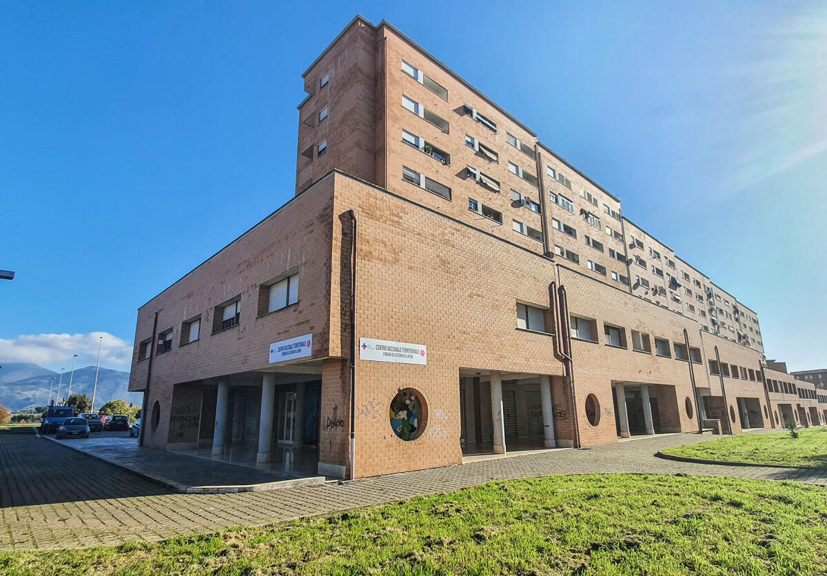 A Capodanno l’assessore regionale alla Sanità, D’Amato, assieme al Sindaco di Cisterna, Mantini, al centro vaccinale di San Valentino. - 