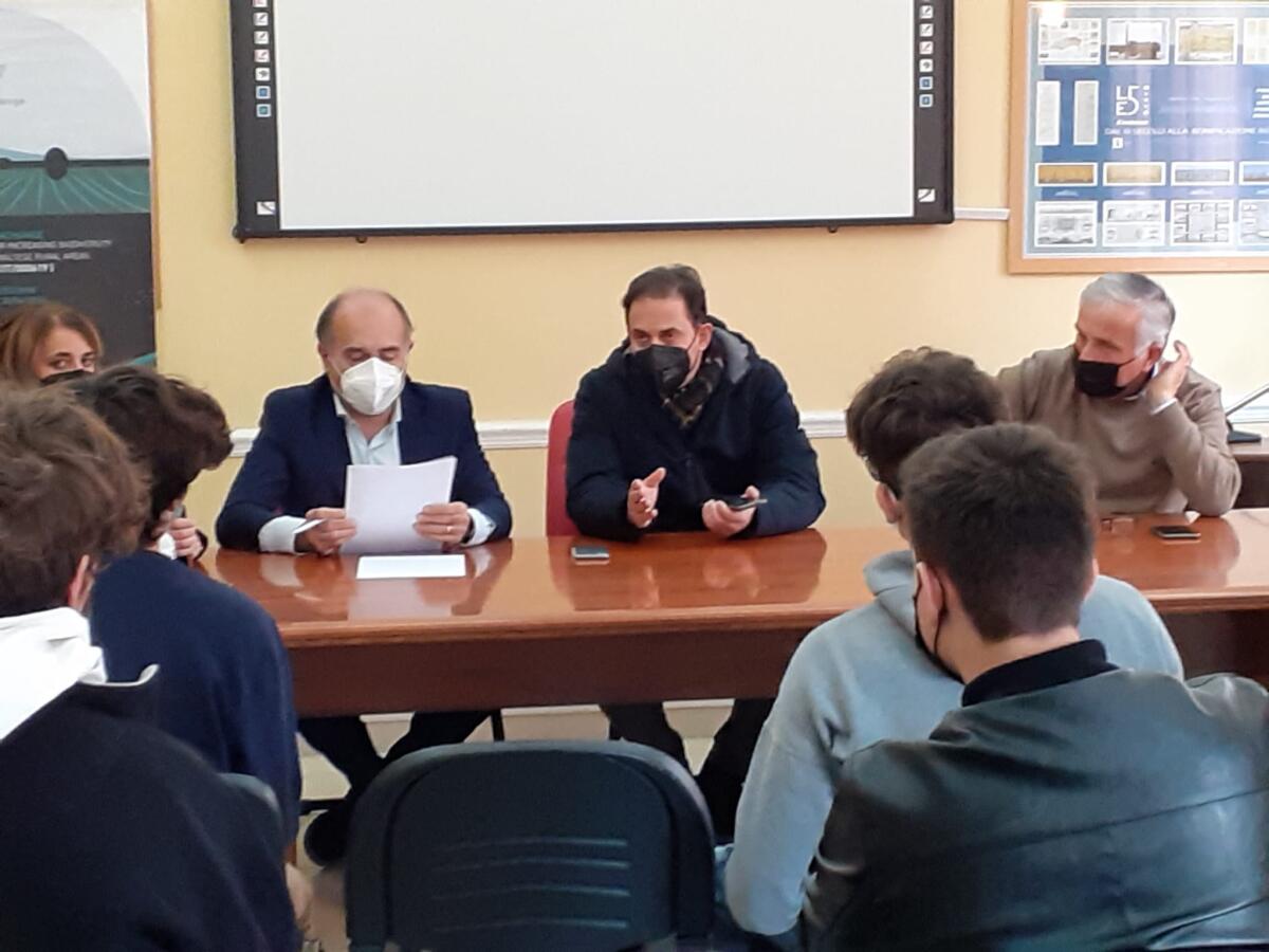 Delegazione di studenti ricevuta in Provincia di Latina. Vulcano: "Massima disponibilità e piena collaborazione" - 