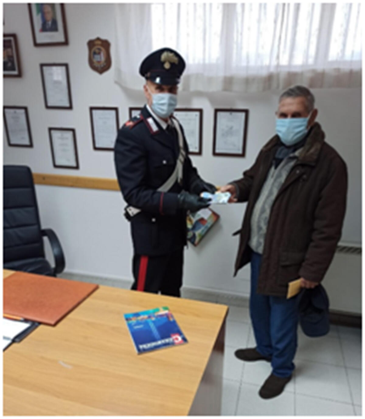 Carabiniere in congedo ritrova 1.400 euro a Priverno, rintracciato il proprietario - 