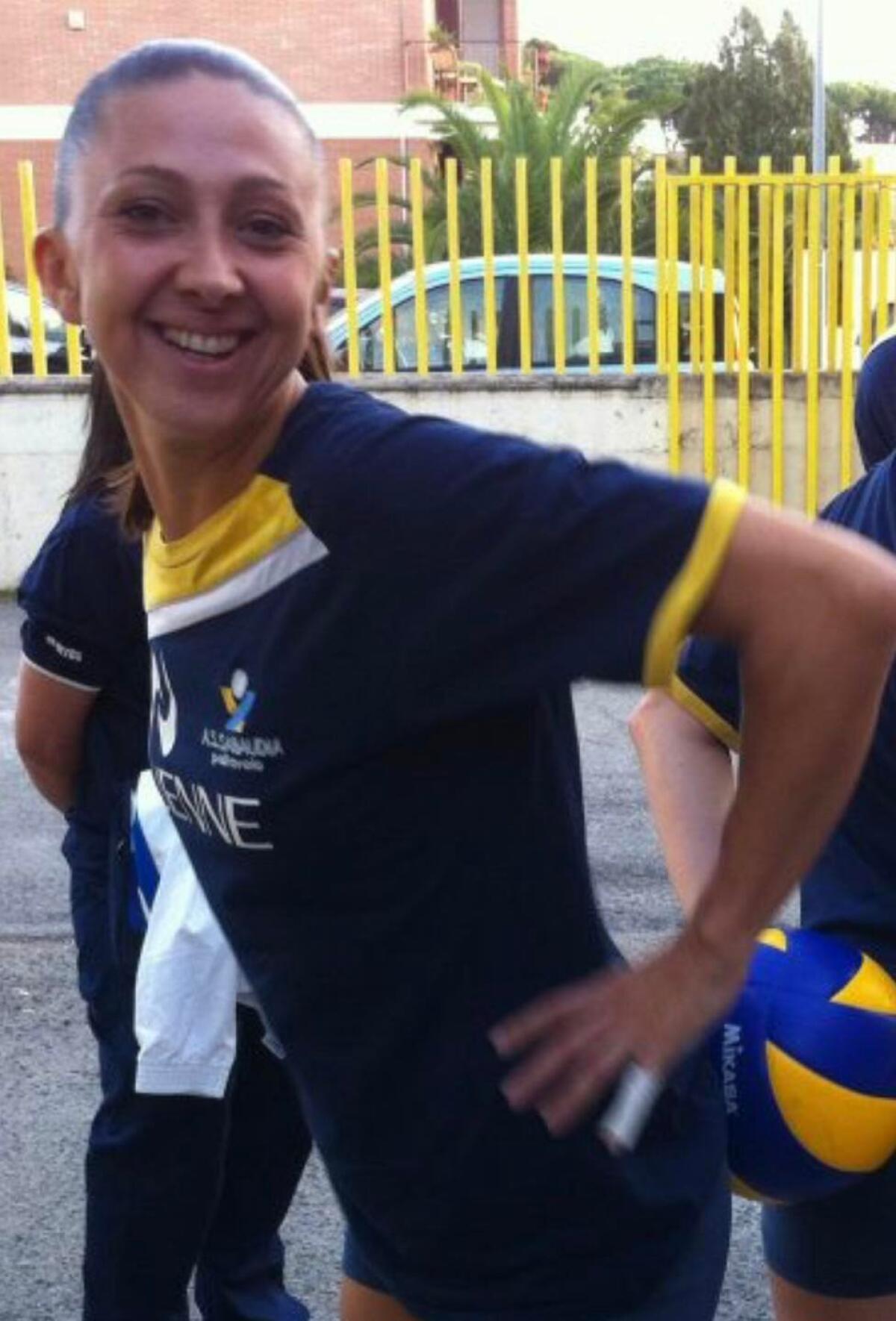 Malore durante la partita di padel, muore l'ex pallavolista di Sabaudia Romina De Angelis - 