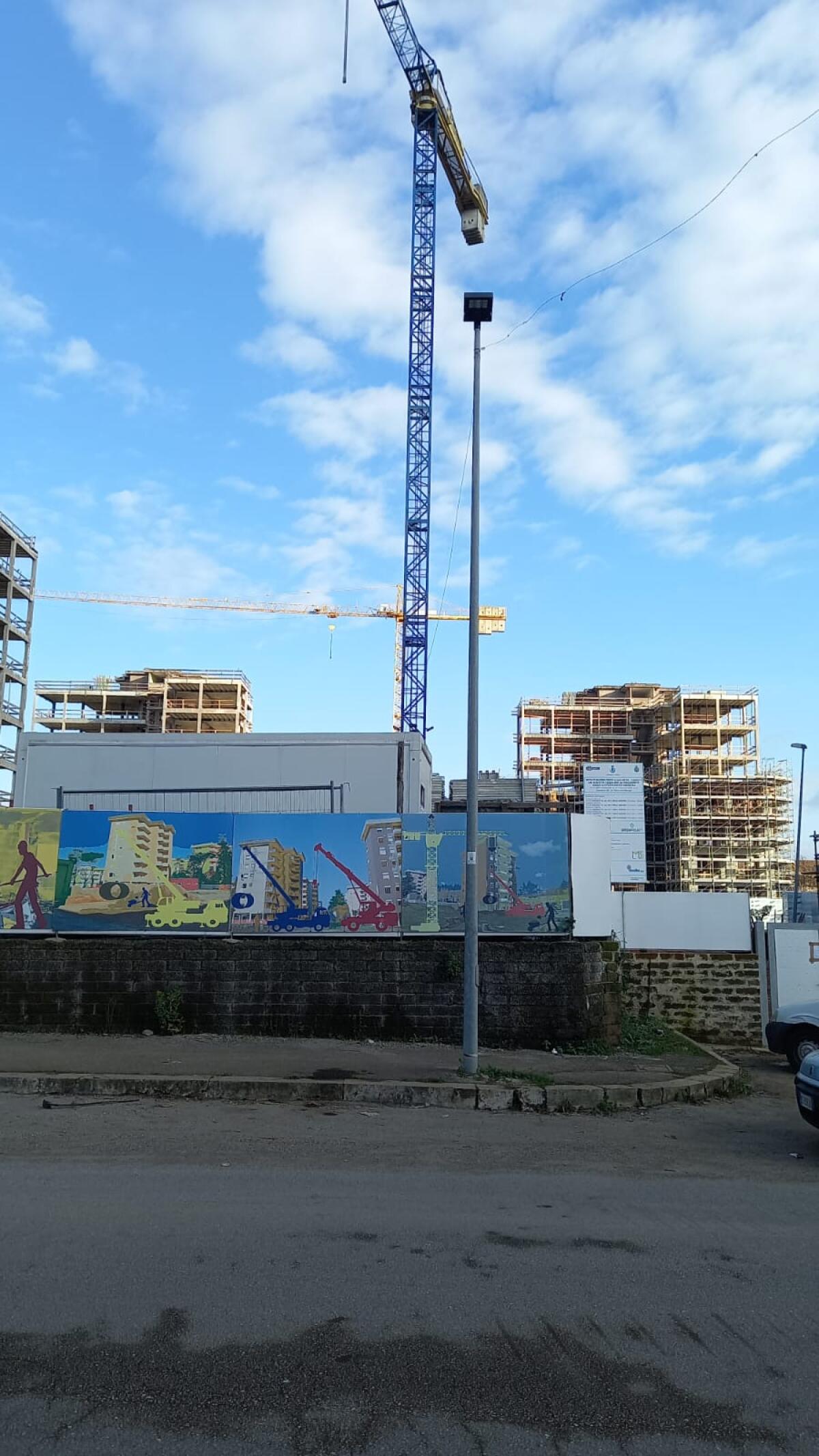 Bloccati i lavori delle palazzine della ex Canebi, ad Aprilia: scattano i sigilli al cantiere. Blitz dei Carabinieri e della Asl. - 