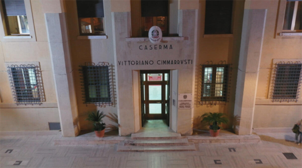 Avrebbe rapinato ed estorto denaro a tre giovani di Latina, con minacce e violenze: 29enne arrestato dai Carabinieri. - 