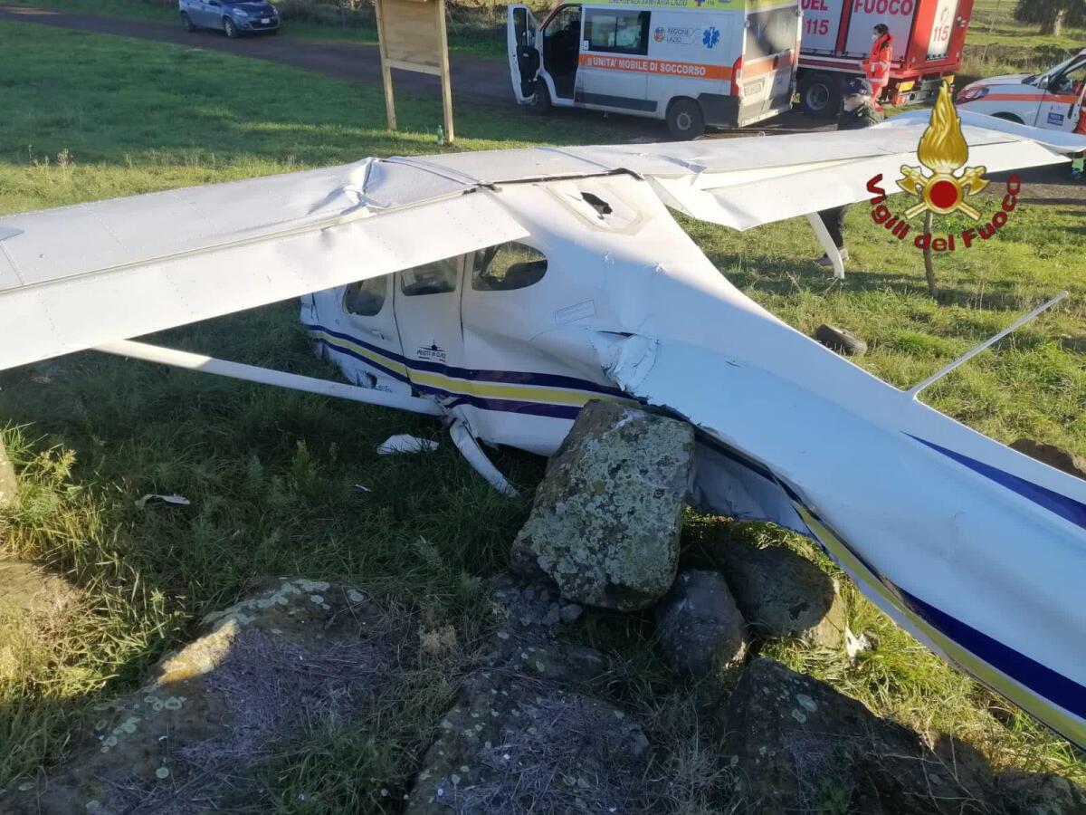 Ultraleggero cade in provincia di Roma, un ferito - 