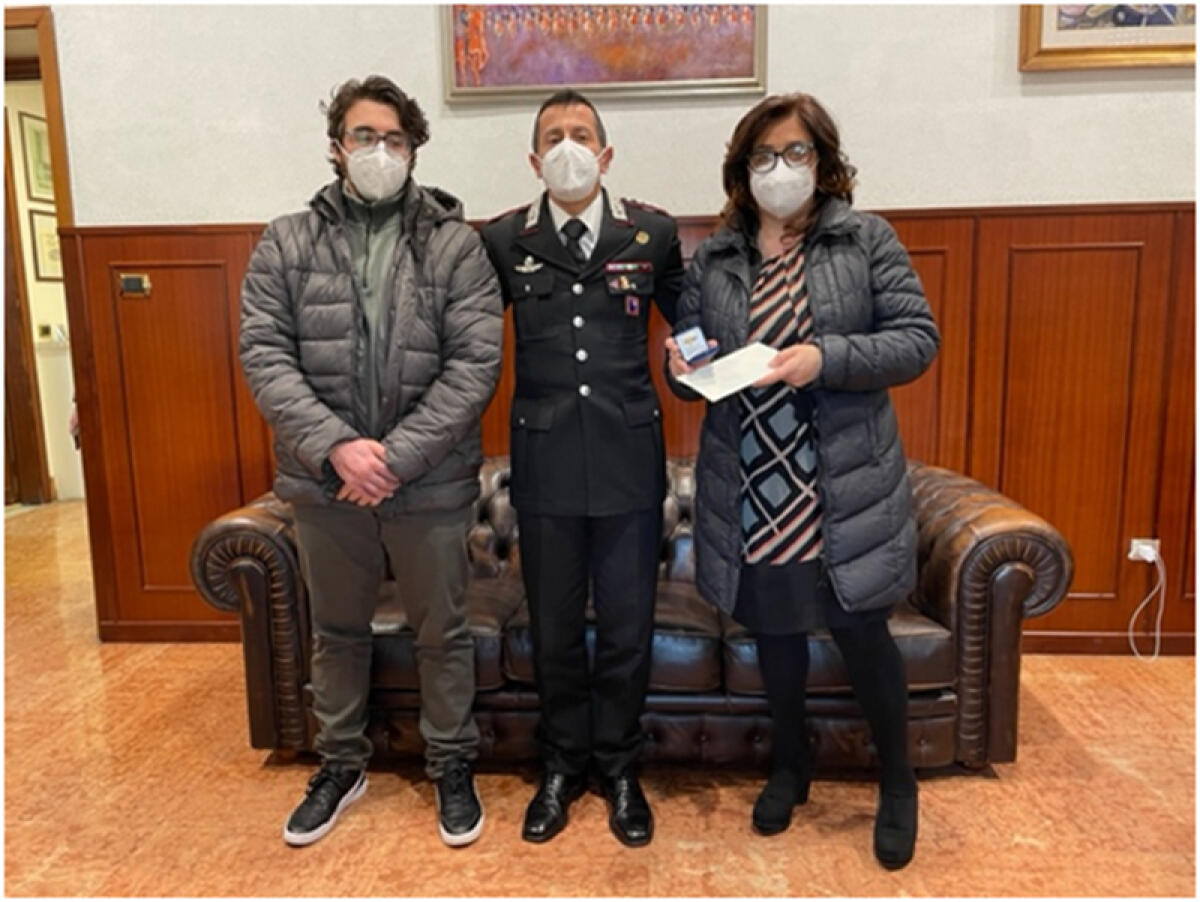 Morì durante un'immersione, il ricordo del maresciallo Scotti a Latina insieme alla moglie e al figlio  Copia - 