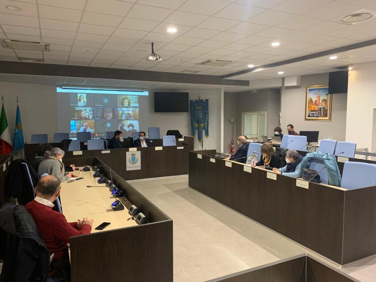 Patto educativo di comunità di Aprilia, il Comune firma la manifestazione di interesse. Al via percorso partecipato con scuole e associazioni - 