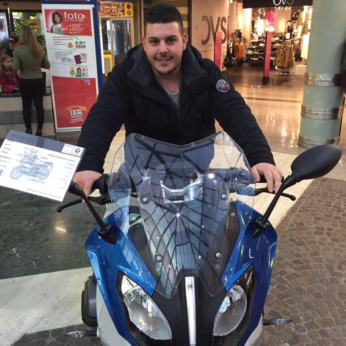 Scontro tra una moto ed una Bmw domenica sulla Nettunense: non ce l'ha fatta Stefano Siviero 26enne di Aprilia - 