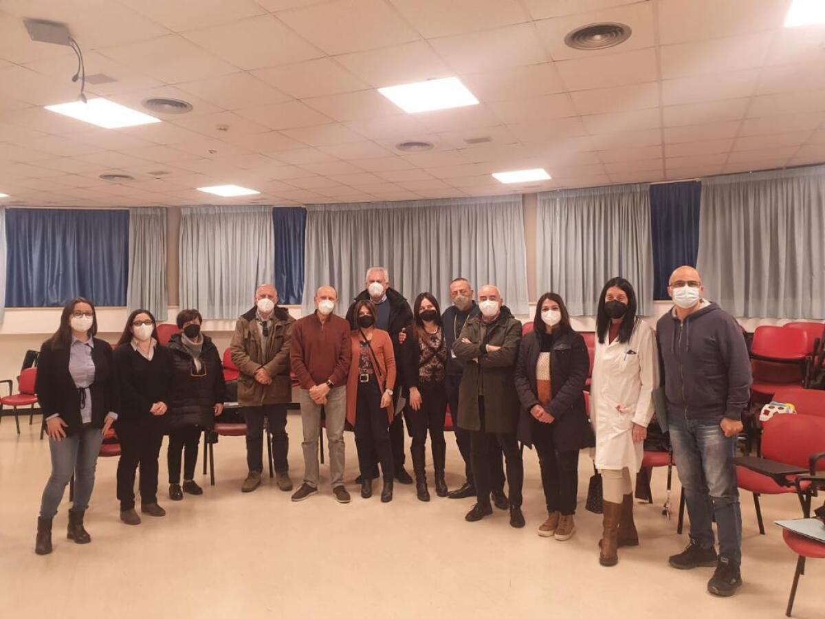 Team misto socio sanitario presso la Casa della Salute di Aprilia, insieme: sanitari, amministratori comunali, Tribunale per i diritti del malato - 