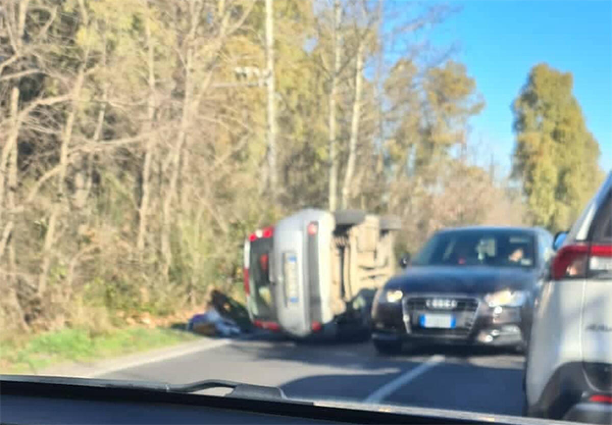 Incidente sulla Nettunense, ad Aprilia, all’altezza di Campo di Carne. - 