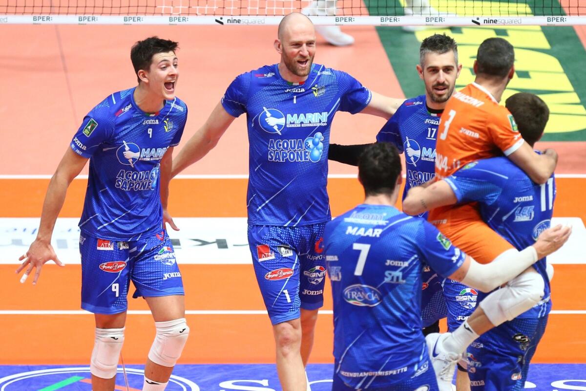Superlega, la Top Volley Cisterna vince a Modena. Mantini: "Plauso ai ragazzi, vittoria che dà lustro" - 