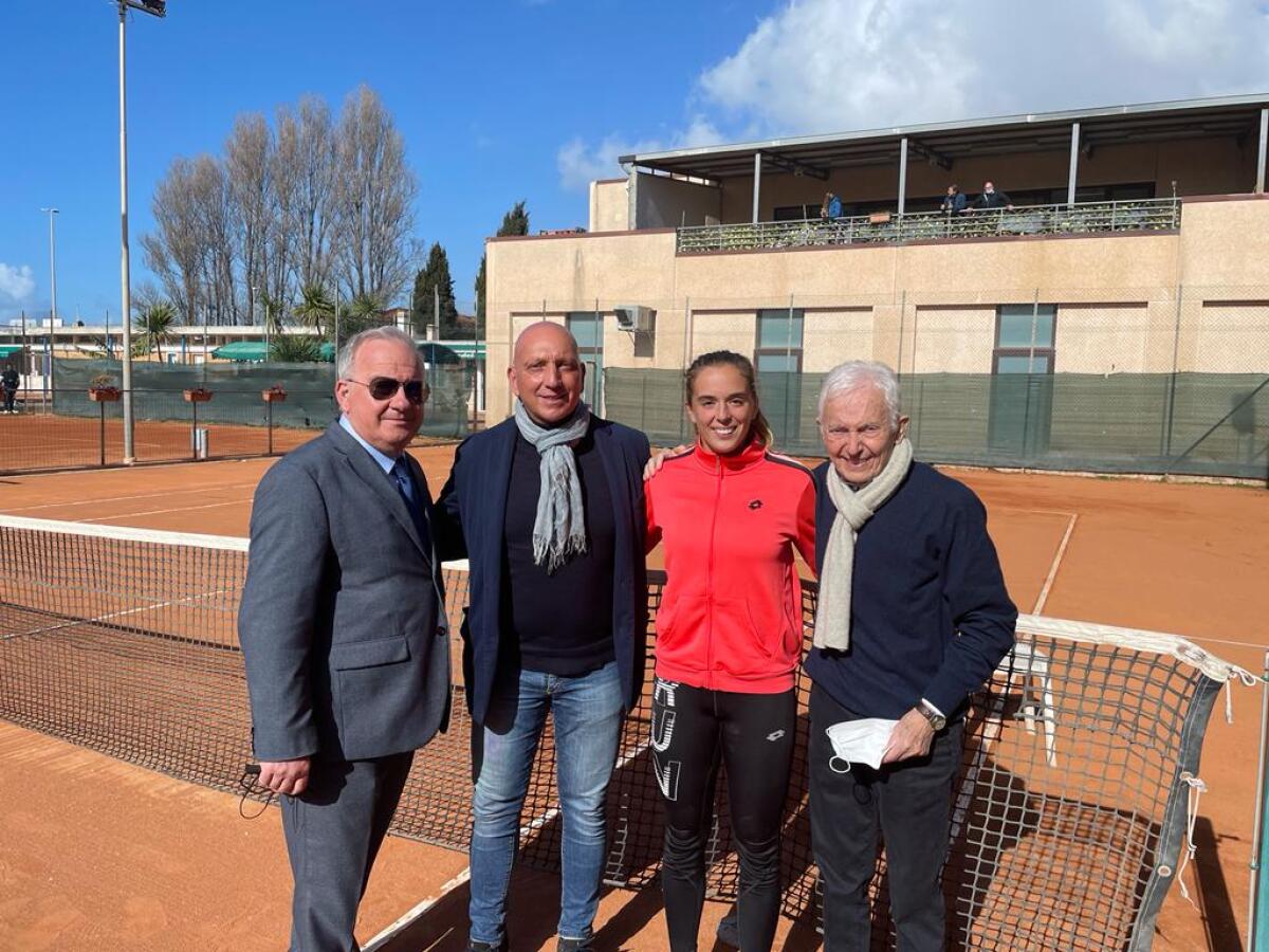 La Città di Anzio plaude all'impresa della tennista Lucia Bronzetti, 115 del mondo e protagonista agli Australian Open. - 