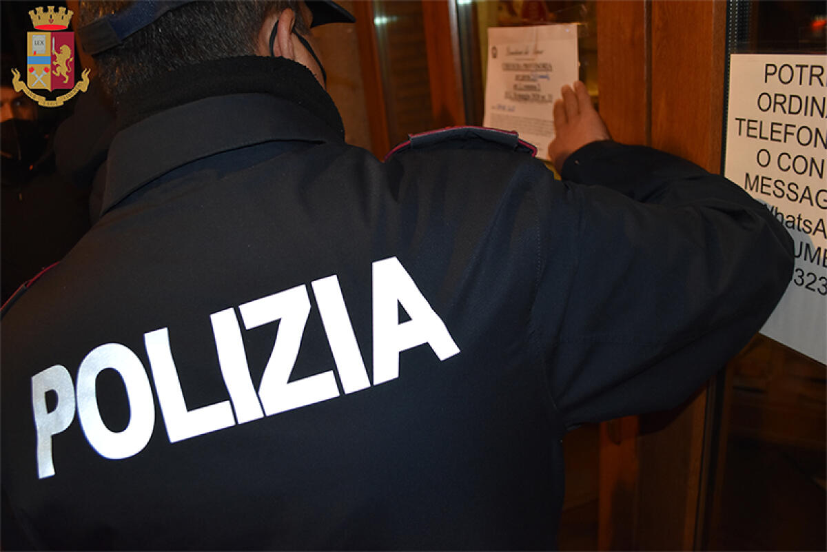 Controlli anti-Covid: ristorante chiuso dalla Polizia a Velletri: su 58 clienti ai tavoli, solo 9 erano in possesso del Green Pass. - 