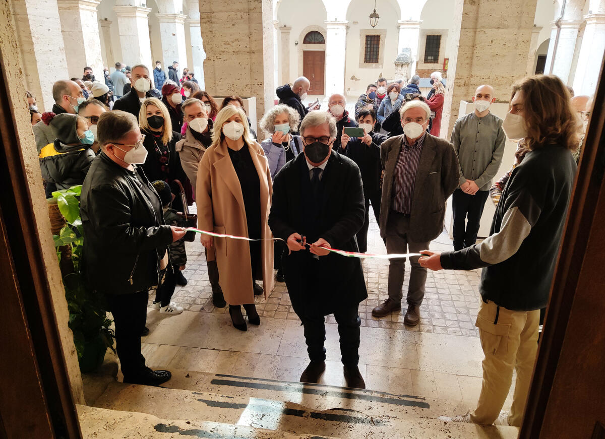 Inaugurata a Cisterna la mostra “Ninfa puro incanto” che avvia la collaborazione tra Comune e Fondazione Caetani - 