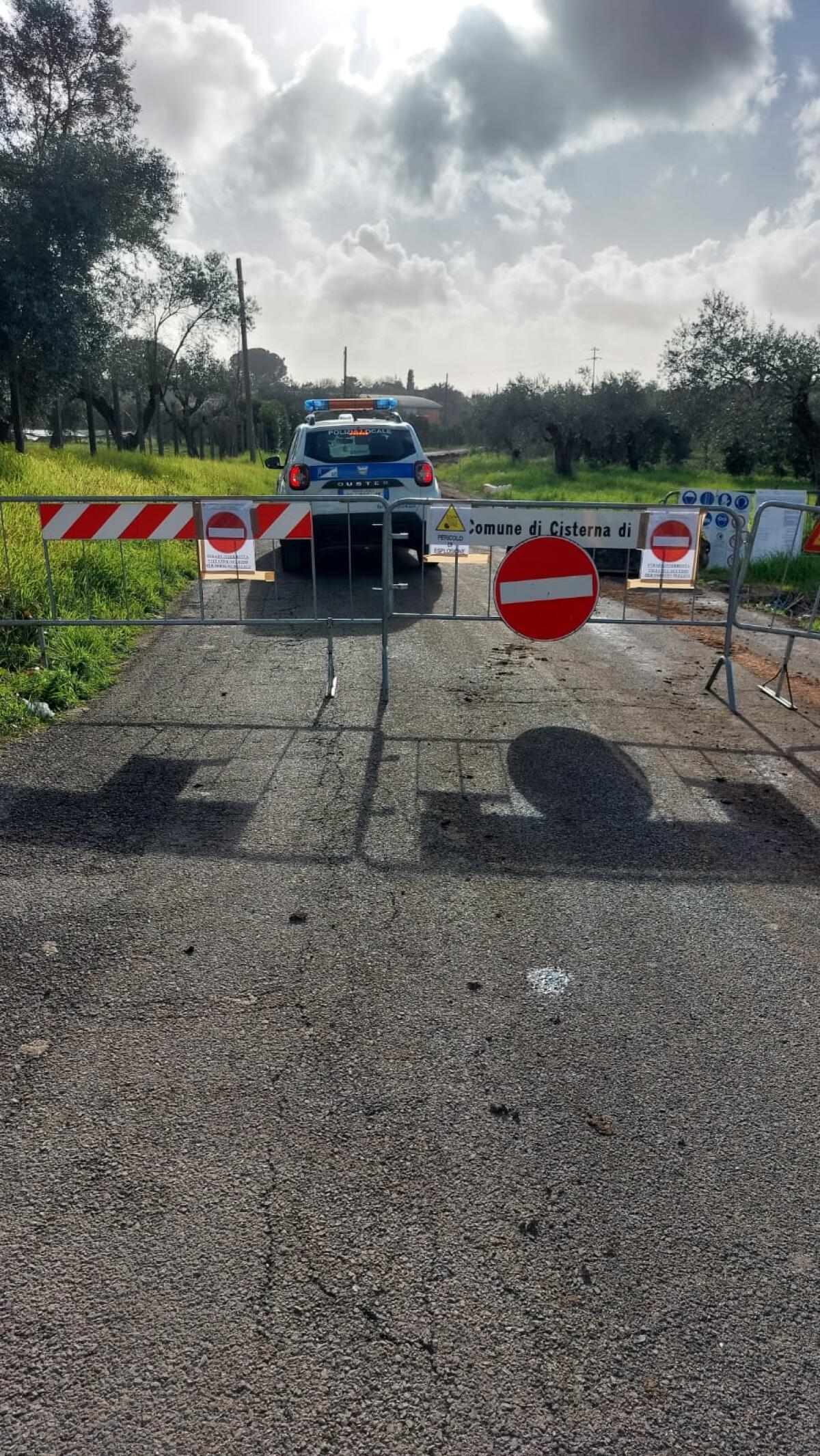 Un ordigno della Seconda Guerra Mondiale torna alla luce a Le Castella durante i lavori di Acqualatina - 