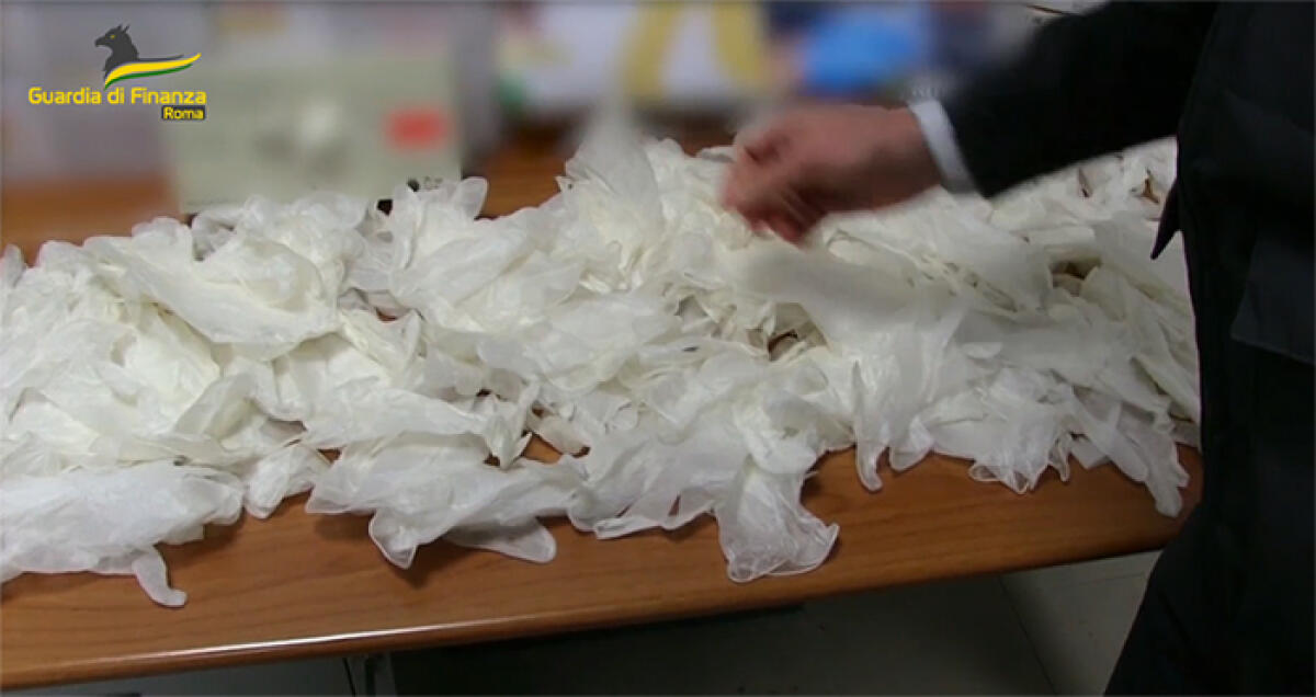 Frode nella fornitura di dispositivi di protezione individuale per l’emergenza Covid: la Finanza di Roma sequestra oltre un milione di euro. - 