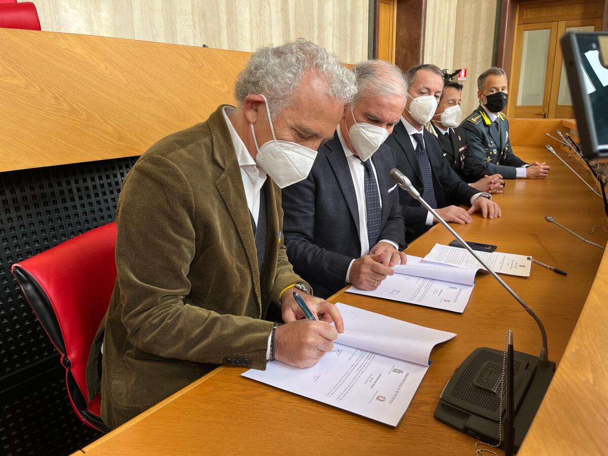 Rinforzare gli strumenti di prevenzione antimafia, sottoscritto un protocollo di intesa tra Comune di Latina e Prefettura - 
