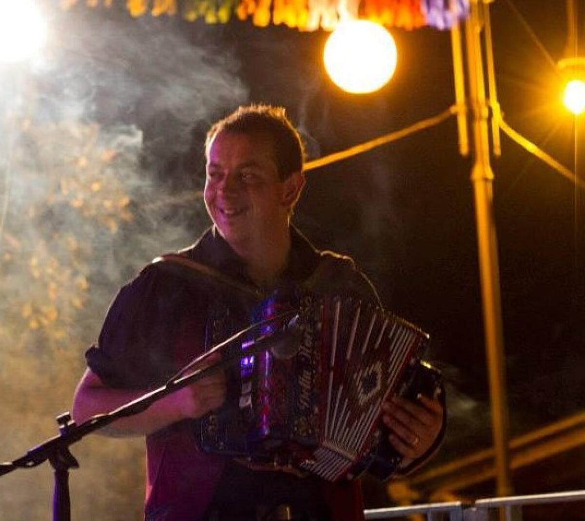 Scontro tra uno scooter ed un’auto in via Monte Circeo, a San Felice: non ce l’ha fatta il 35enne Riccardo Dell’Omo. - 