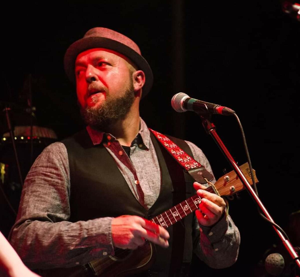 La didattica con l’ukulule: all’Ex Mattatoio di Aprilia questo sabato un corso per insegnanti di musica e musicisti. - 