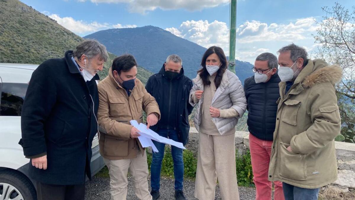Al via i lavori contro il dissesto idrogeologico di via Sermonetana - 
