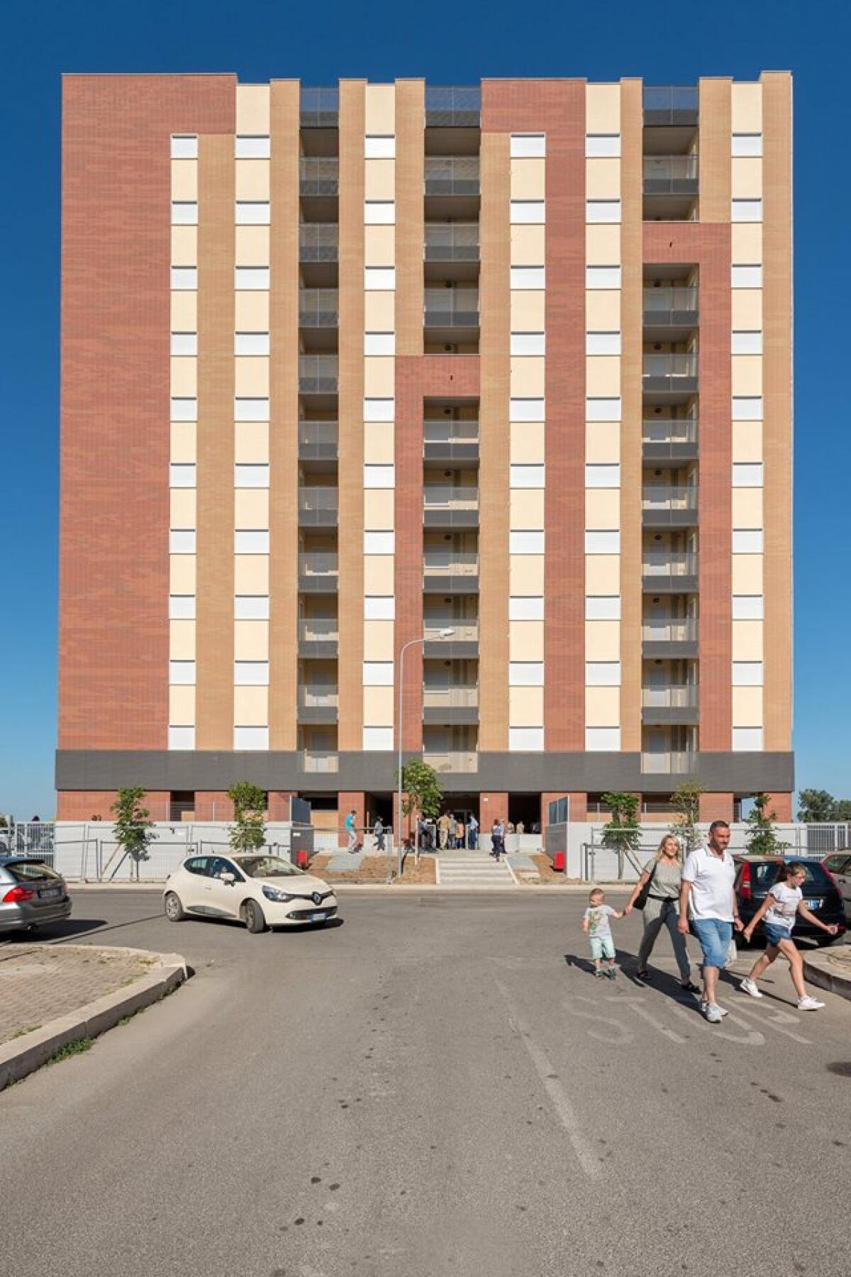 Ater Latina, 120 alloggi recuperati e messi a disposizione dei comuni per l'emergenza abitativa: 40 nel capoluogo, 15 ad Aprilia, 14 a Cisterna e 6 a Terracina - 