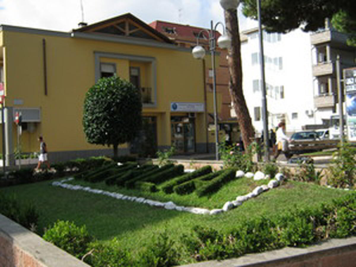 Riqualificazione di Largo delle Rose, ad Aprilia: presentato il progetto nella commissione congiunta Lavori Pubblici e Ambiente. - 