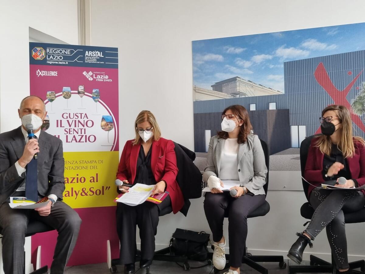 Il Lazio al Vinitaly:  58 aziende vitivinicole nel Padiglione di 1800 mq e 6 produttori dell’olio - 