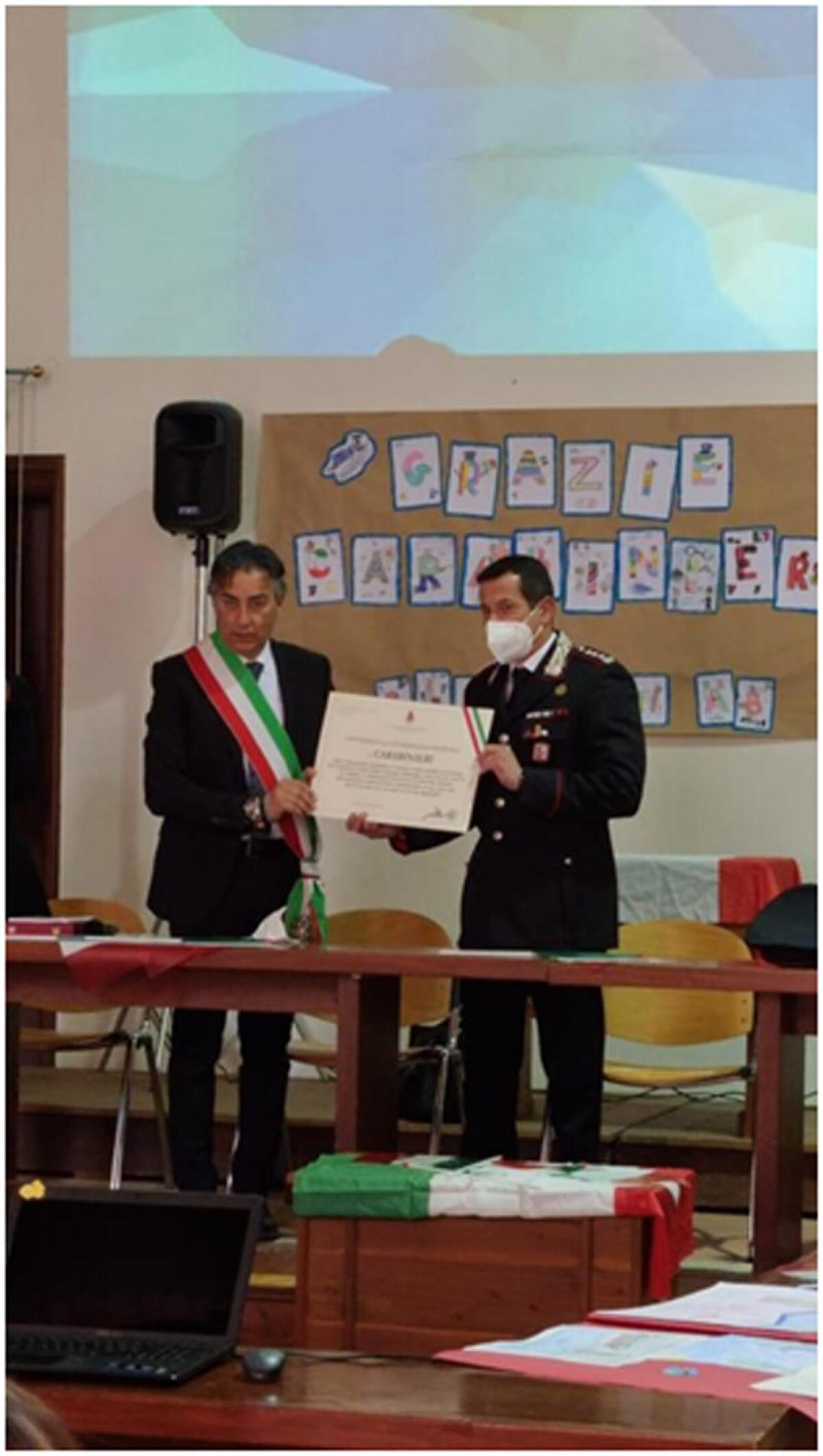 Cittadinanza onoraria conferita all’Arma di Sonnino, il sindaco De Angelis incontra il colonnello D'Aloia - 