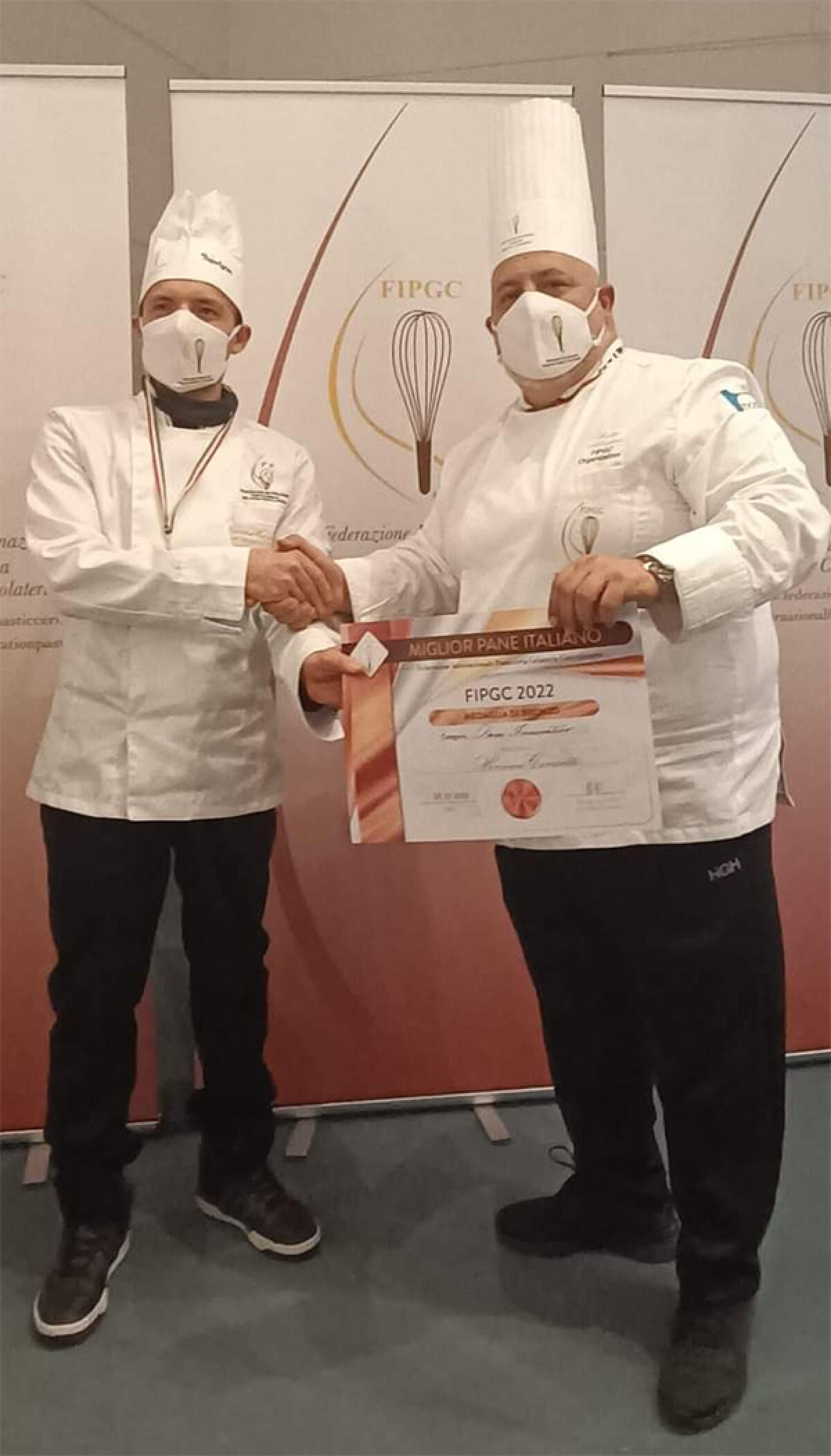 Il panettiere di Aprilia Simone Cenciotti medaglia di bronzo al Campionato Nazionale della Panificazione nella categoria “pane innovativo”. - 