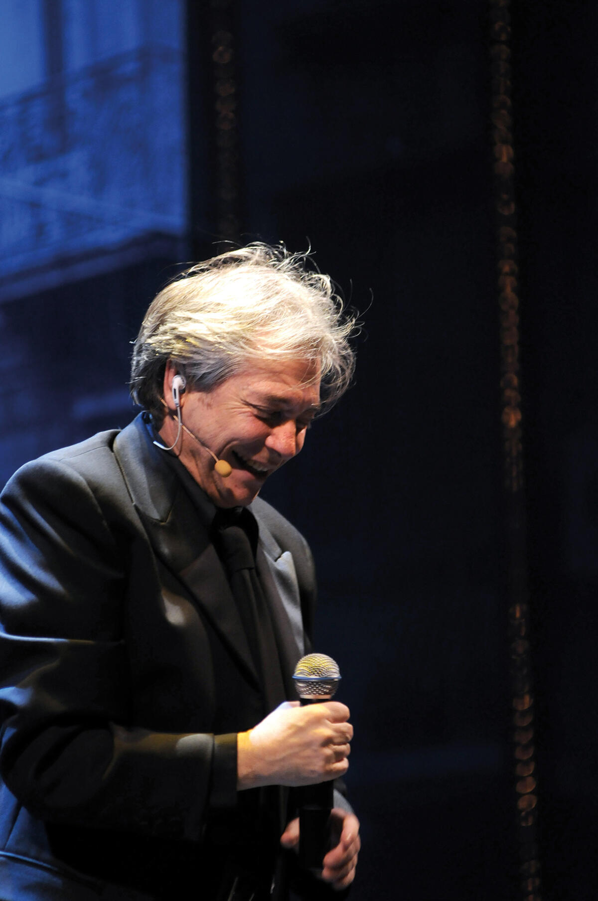 “Il poeta che non sa parlare”: questa sera Nino D’Angelo in concerto al Teatro Europa di Aprilia. - 