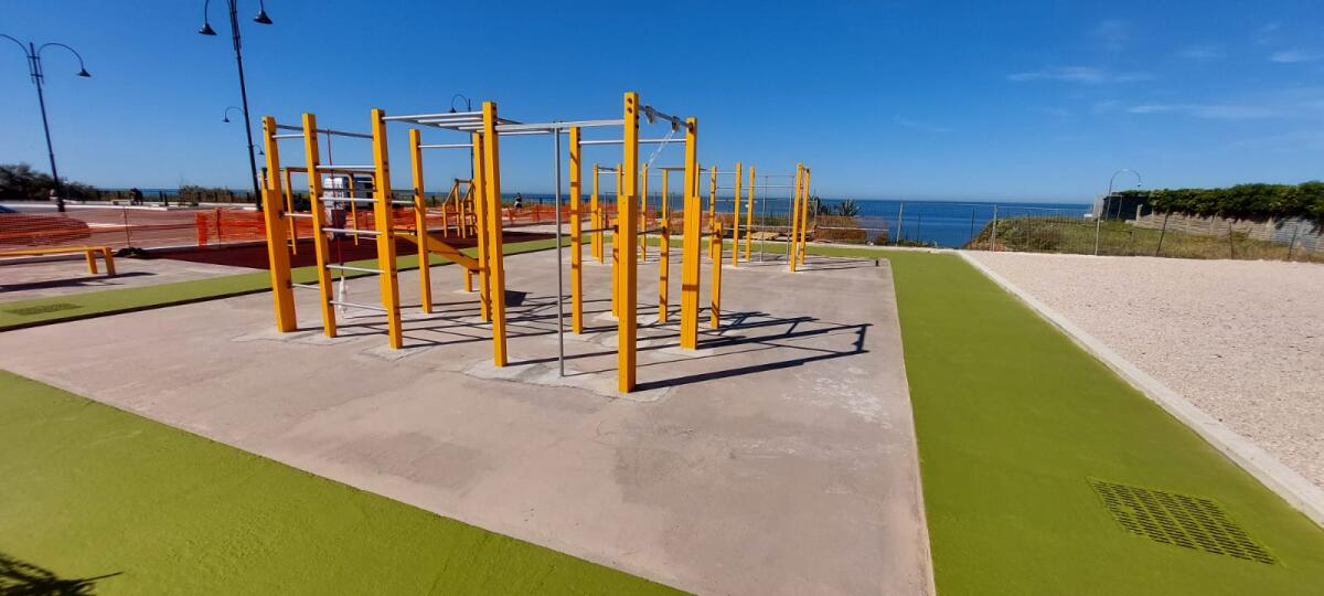 Ad Anzio proseguono i lavori per l’allestimento della prima area fitness pubblica della città. - 