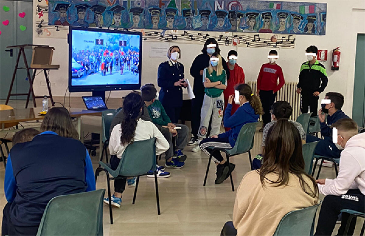 “Cultura della legalità”: i Carabinieri di Latina incontrano gli studenti dell’Istituto Comprensivo “Vito Fabiano” di Borgo Sabotino. - 