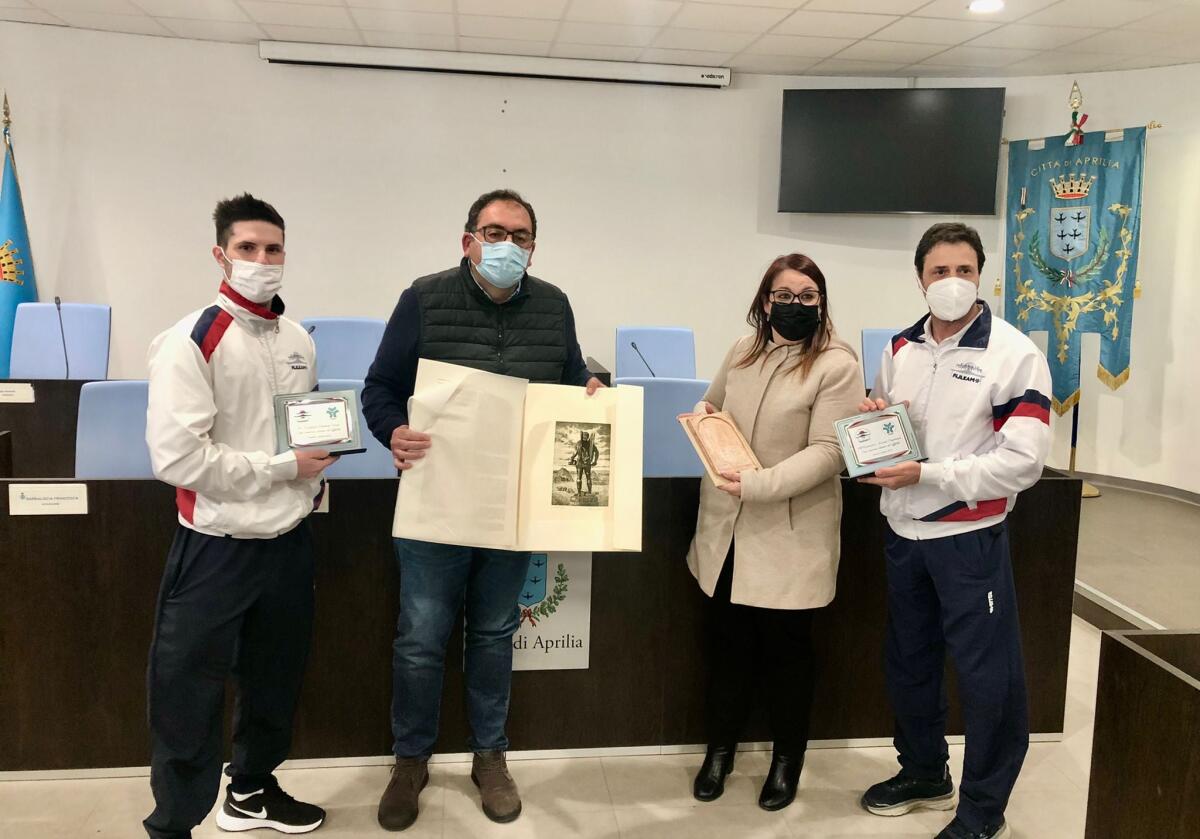 Il Comune di Aprilia riceve gli atleti della “Tomari-te Karate” per i recenti risultati sportivi raggiunti - 