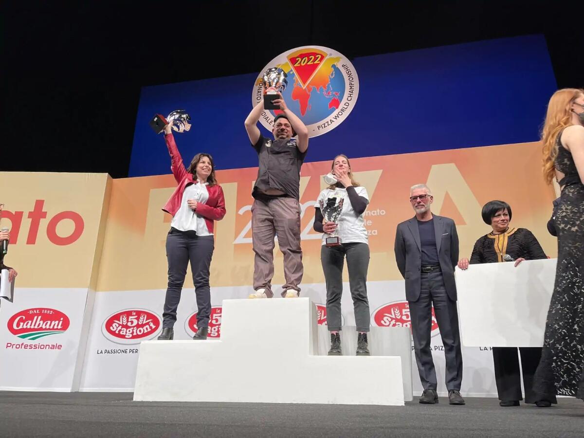 Campionato Mondiale della Pizza: Fabio Alveti di Ardea conquista il primo posto per la miglior pizza senza glutine. - 
