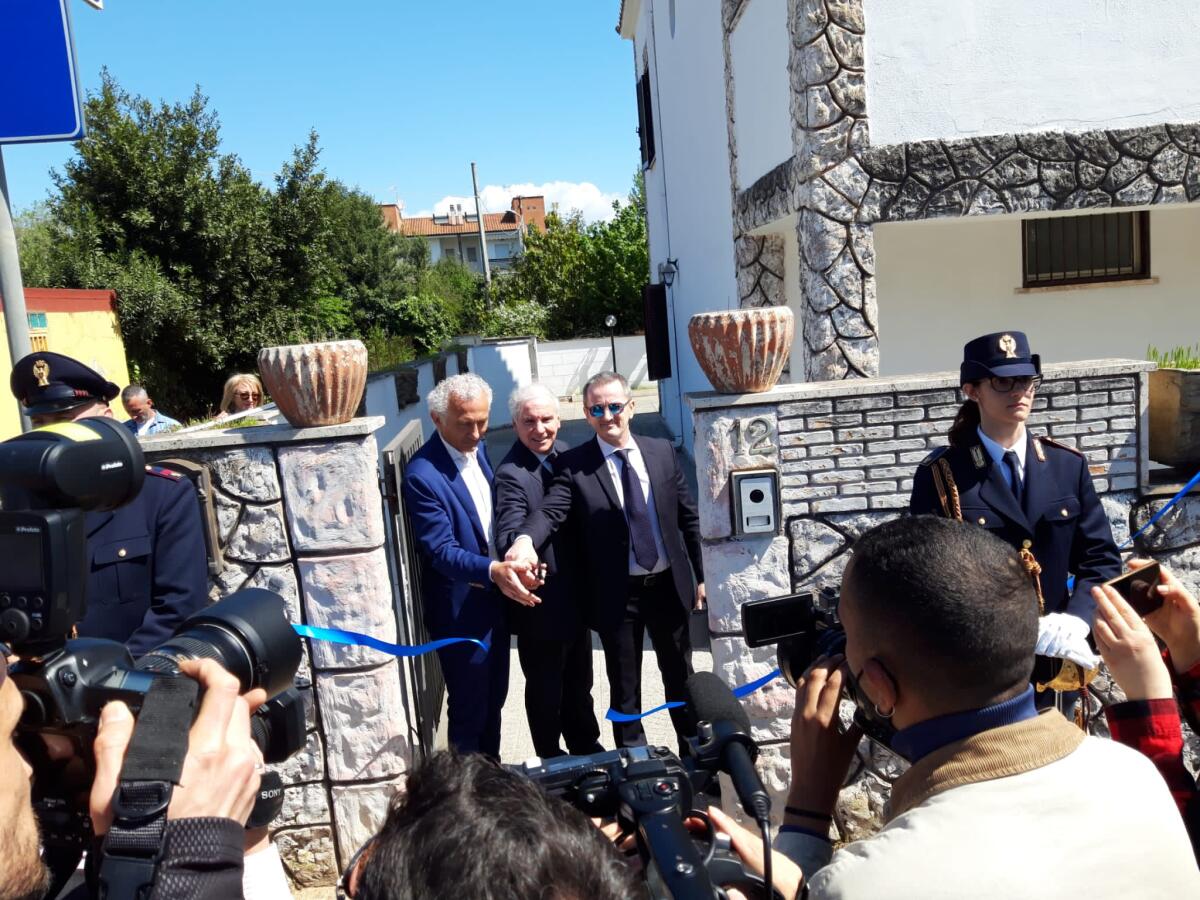 Consegnato alla Questura di Latina l’immobile di via Gran Sasso confiscato ai Ciarelli. - 