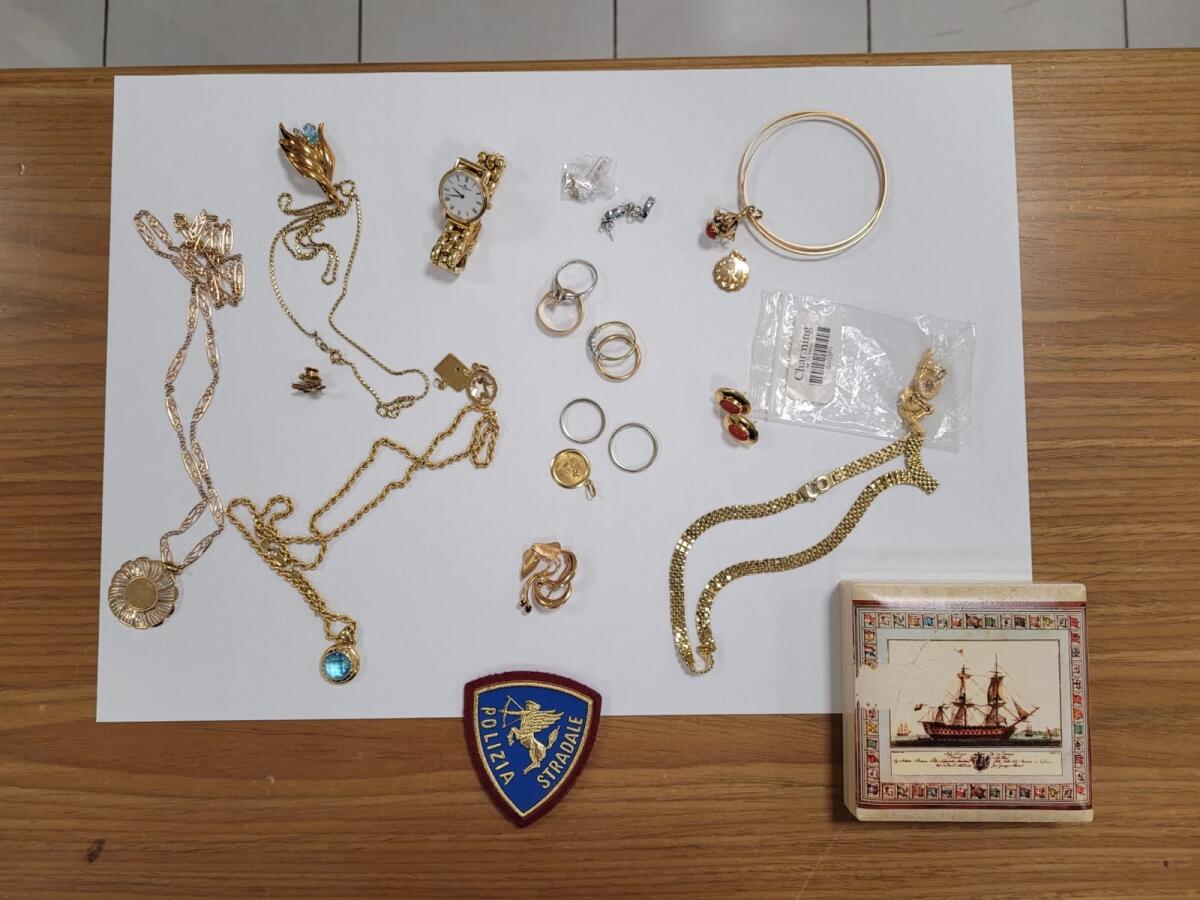 Truffa postale ad un’anziana di Aprilia: la convincono a consegnare oro e contanti per 1.300 euro. - 