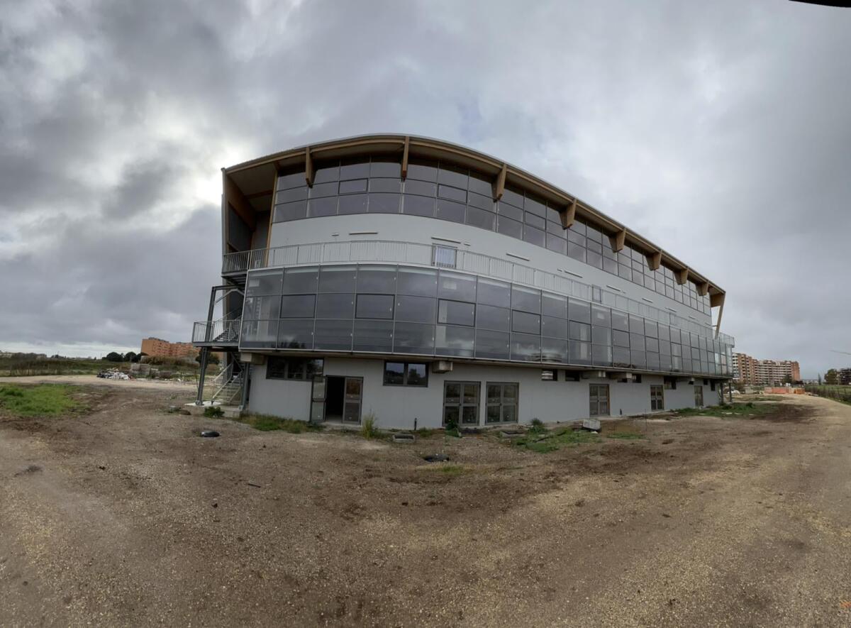 Palasport di Aprilia, sopraluogo dell'amministrazione comunale al cantiere - 