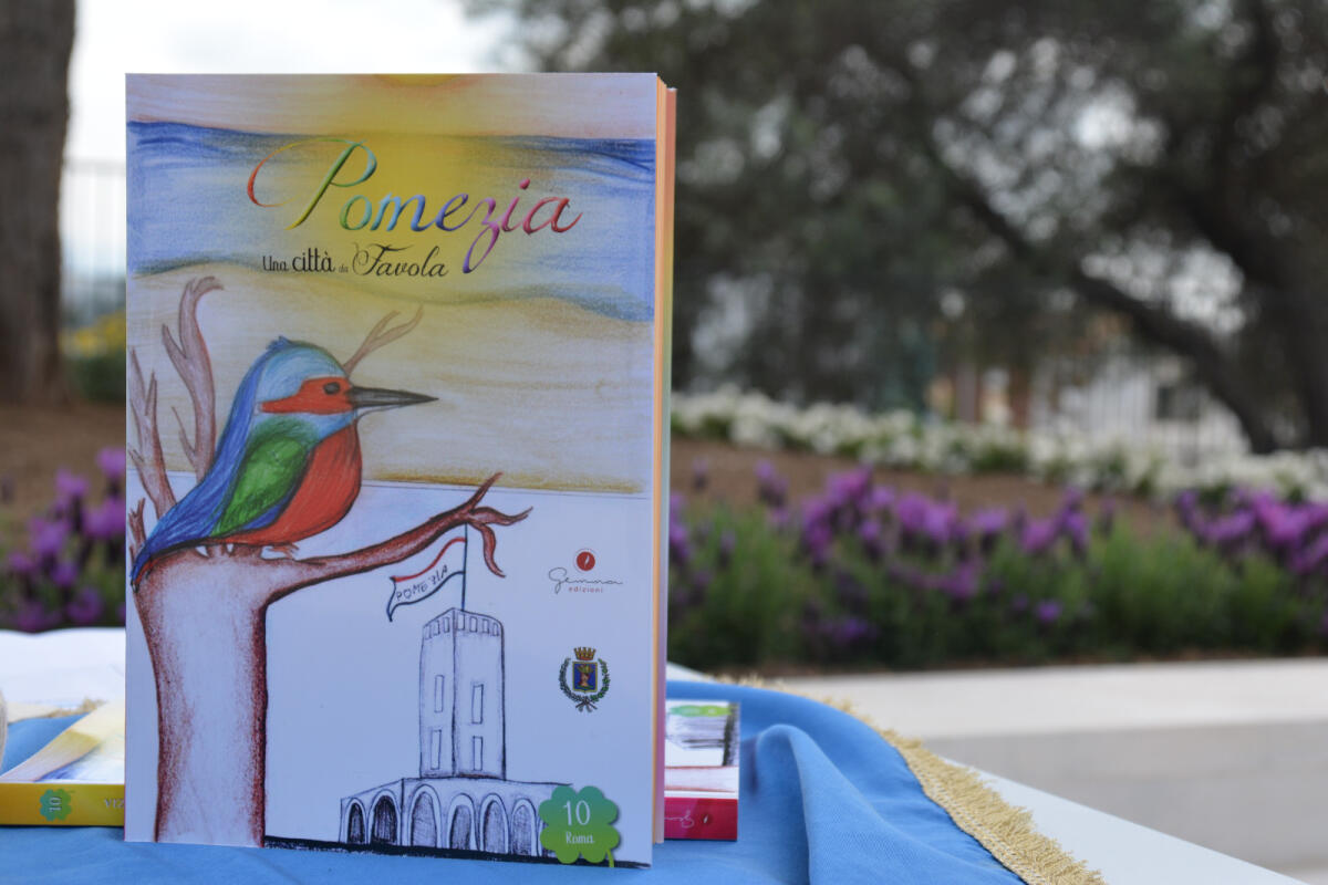 Pomezia “Città da favola”: il Comune consegna i libri alle scuole partecipanti. - 