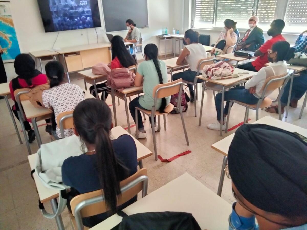 "Resistenza e Liberazione": conferenza spettacolo al Cpia 9 Latina. Con l'intervento del Professor Franco Valerio dell'Associazione Italiana Ciechi di Guerra - 