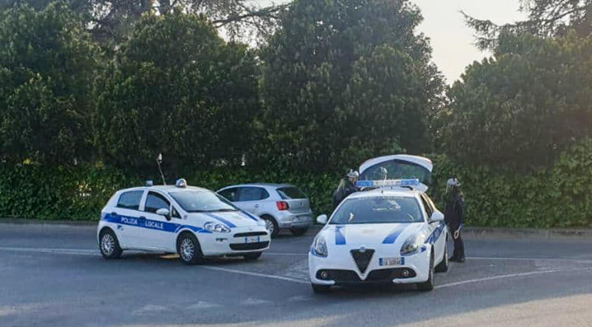 Truffa del “pacco” ad un anziano di Cisterna. 45enne di Napoli individuato e denunciato dalla Polizia Locale. - 