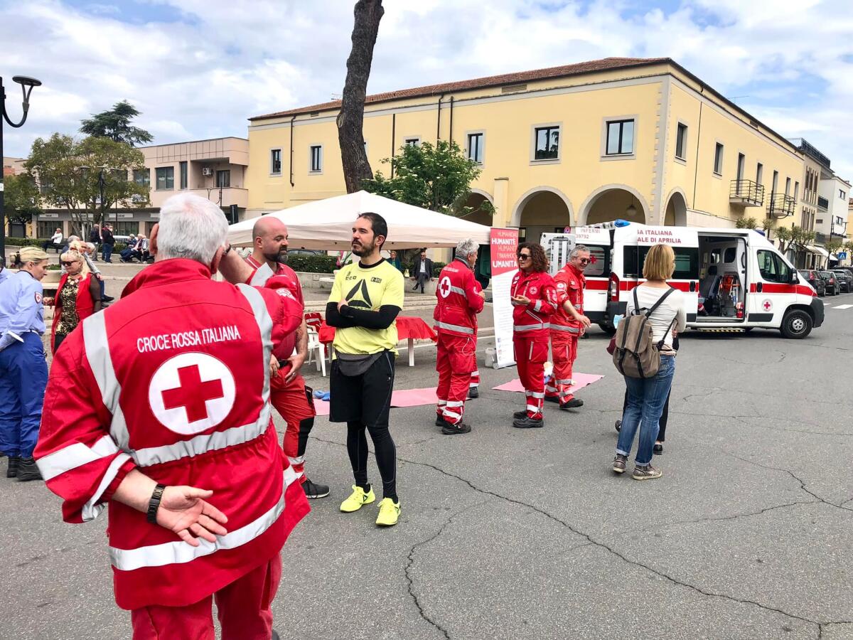 Giornata mondiale della Croce Rossa: mattinata di sensibilizzazione in Piazza Roma ad Aprilia. - 