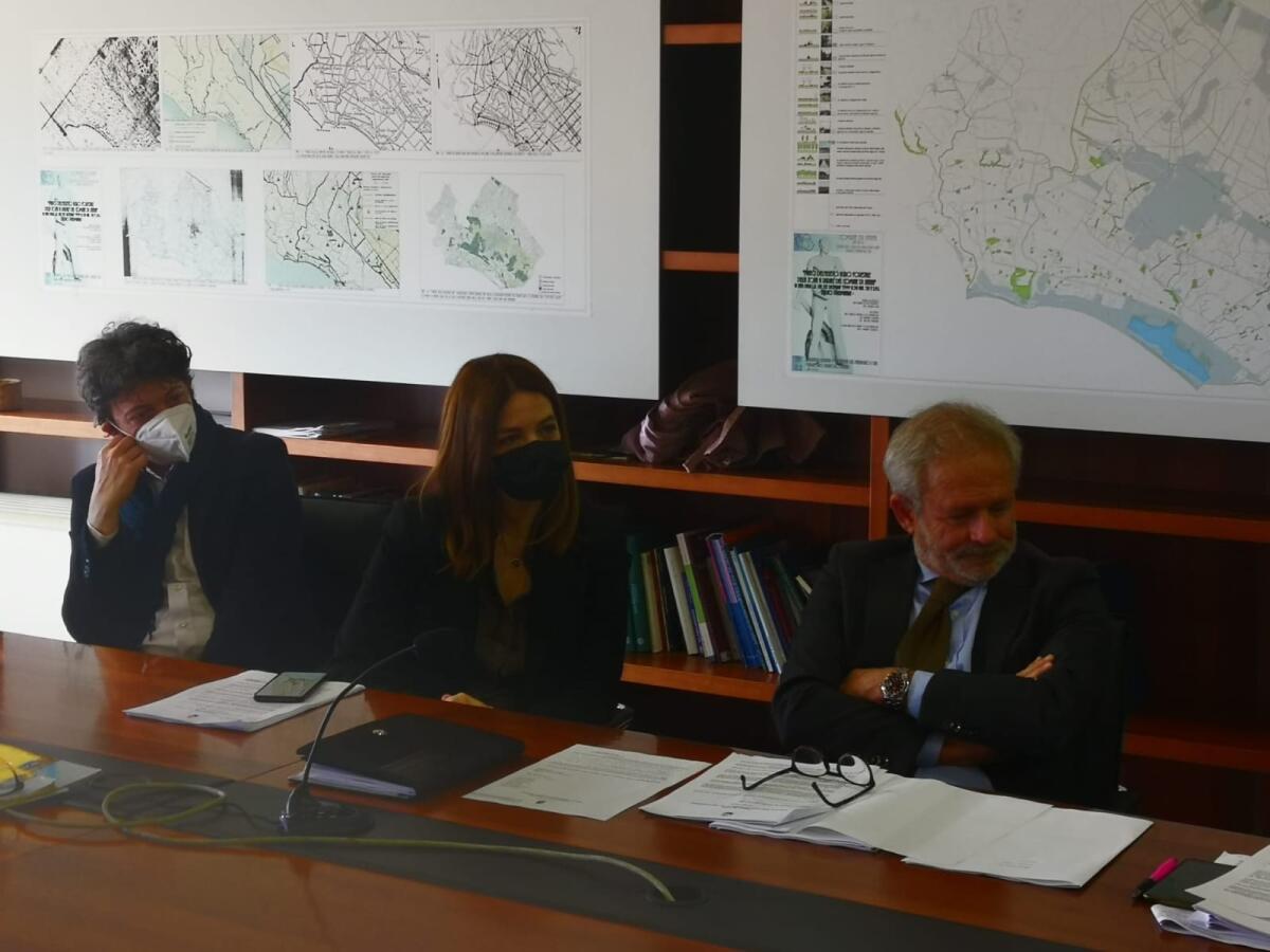 Latina - La commissione bilancio approva Consulta per la casa - 