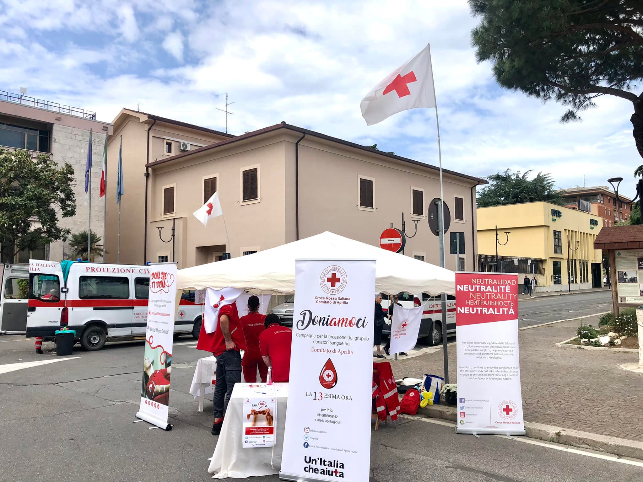 Galleria 1 del post: Giornata mondiale della Croce Rossa: mattinata di sensibilizzazione in Piazza Roma ad Aprilia.