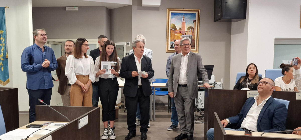 Eleonora Pizzo, studentessa dell’Istituto Gramsci di Aprilia, è la vincitrice del “Premio Giornalistico Gianfranco Compagno”. - 