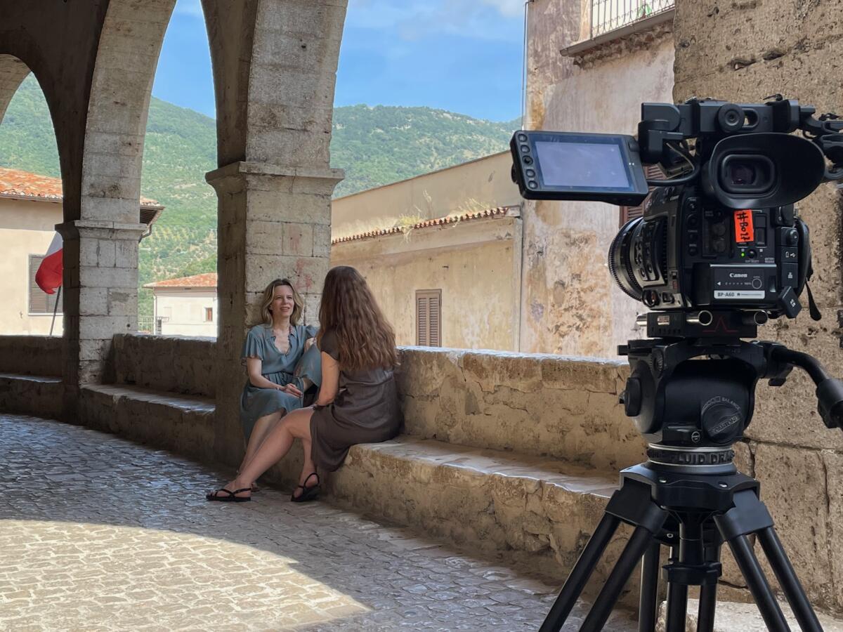A Sermoneta in corso le riprese di “Io e lei” per Sky Arte. Protagonista l’attrice Sonia Bergamasco. - 