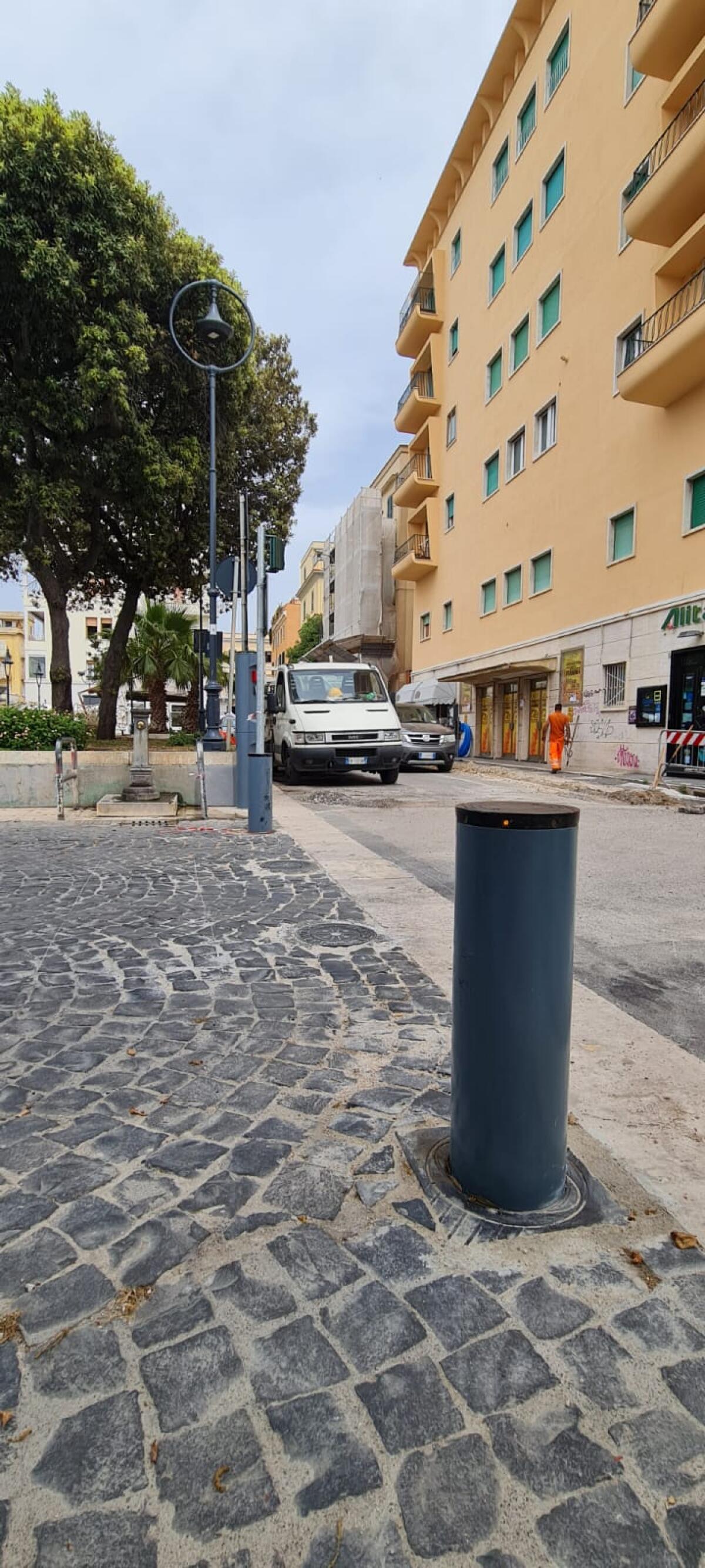 Ampliamento dell’isola pedonale in centro e nella zona del porto ad Anzio per la stagione estiva. - 