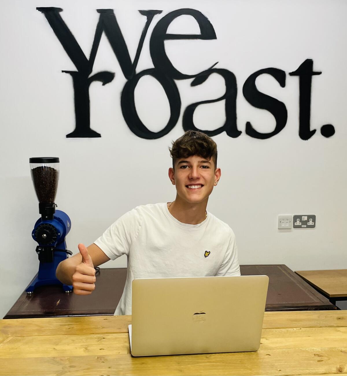 Da Latina al metaverso passando per Londra: la torrefazione tutta online di un 15enne di origini pontine, Federico Buompane - 