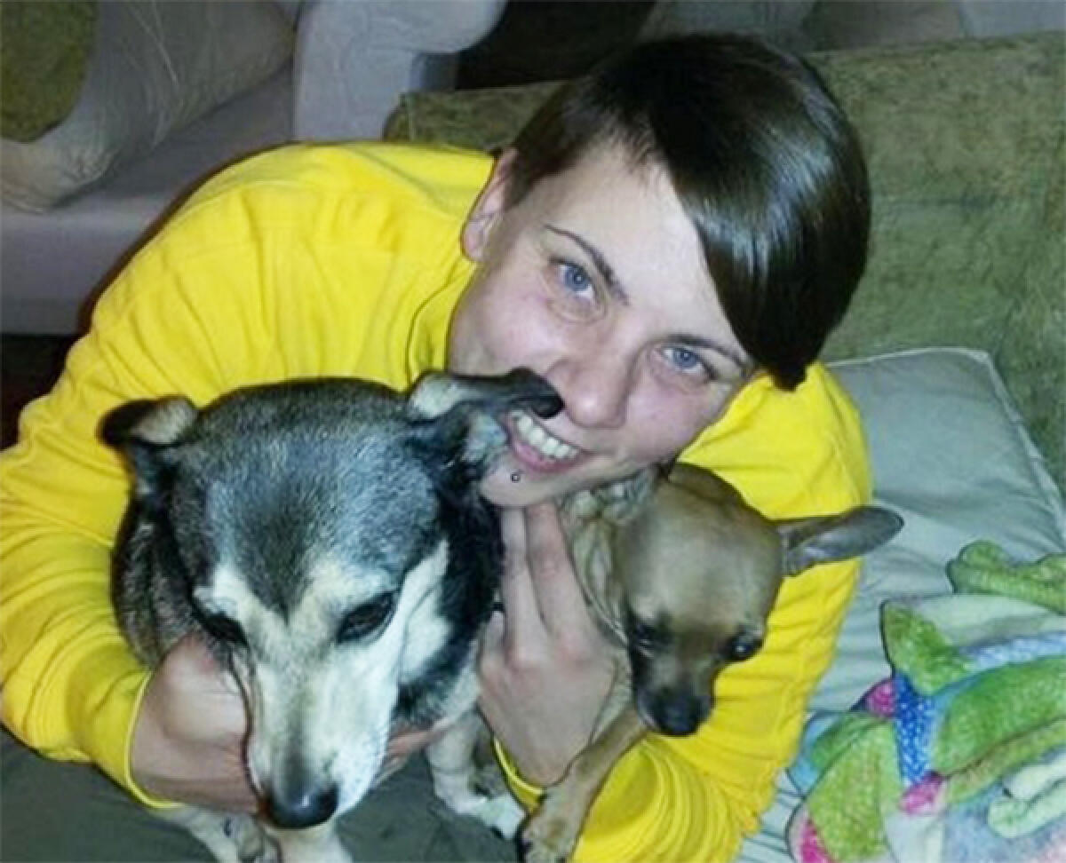 Mortale sulla Pontina Vecchia: a Genzano questo sabato i funerali della 42enne Chiara Costantini. - 