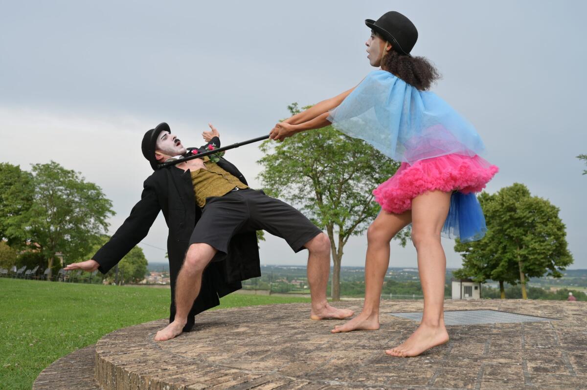 Velletri - Un sabato d'autore con Paesaggi del corpo - 