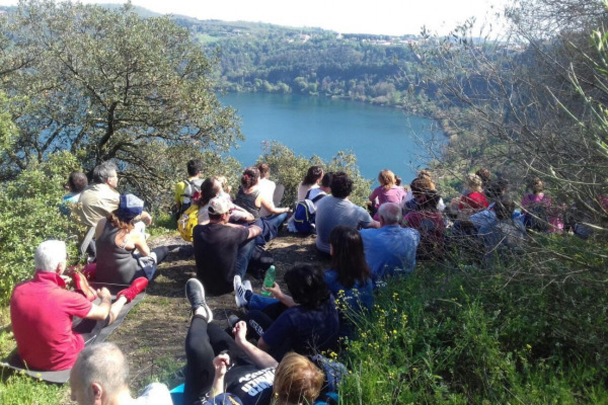 Camminando sul Sentiero degli Acquedotti, tra bellezza e yoga - 